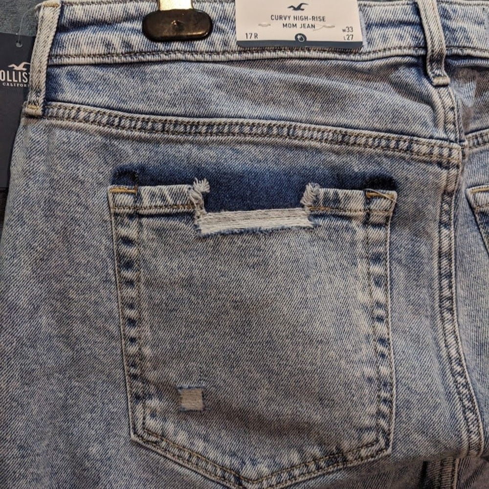 Hollister Curvy High Rise Mom Jeans Light Wash Distressed 17R W33 L27 Denim NWT - Picture 8 of 10